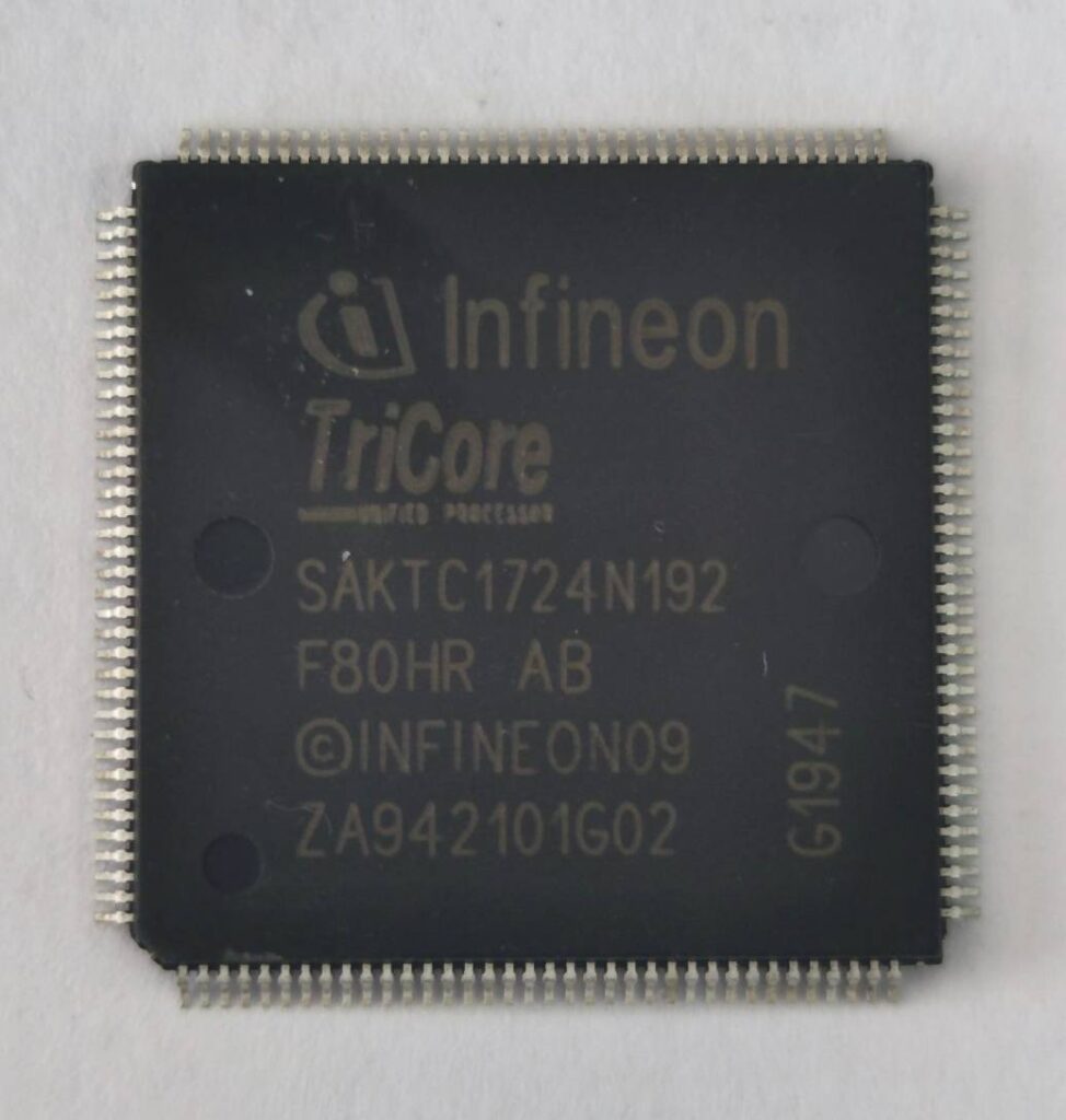 میکروکنترلر SAK-TC1724N-192F80HR تریکور بوش ME17